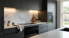 Eine schlechte Gastgeberin entlarvt sich in ihrer Küche: 10 Dinge, die nicht in die Küche gehören